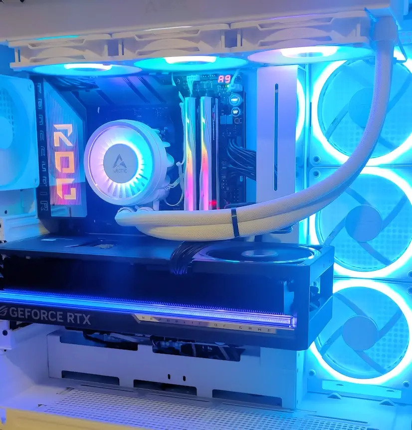 Informático Club de Golf - Montaje Hardware AMD Intel Gaming PC Club de Golf